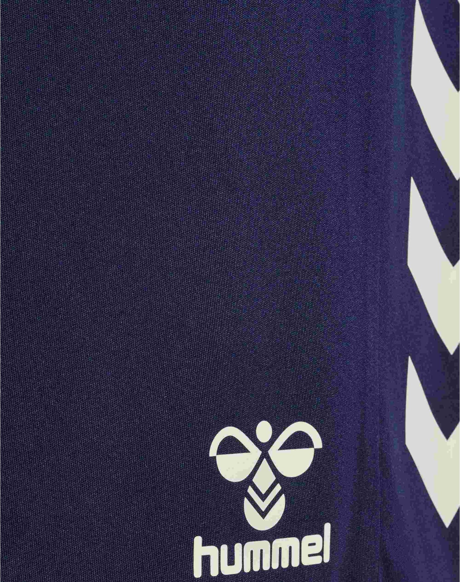 Short Training 26/27 - logo Hummel