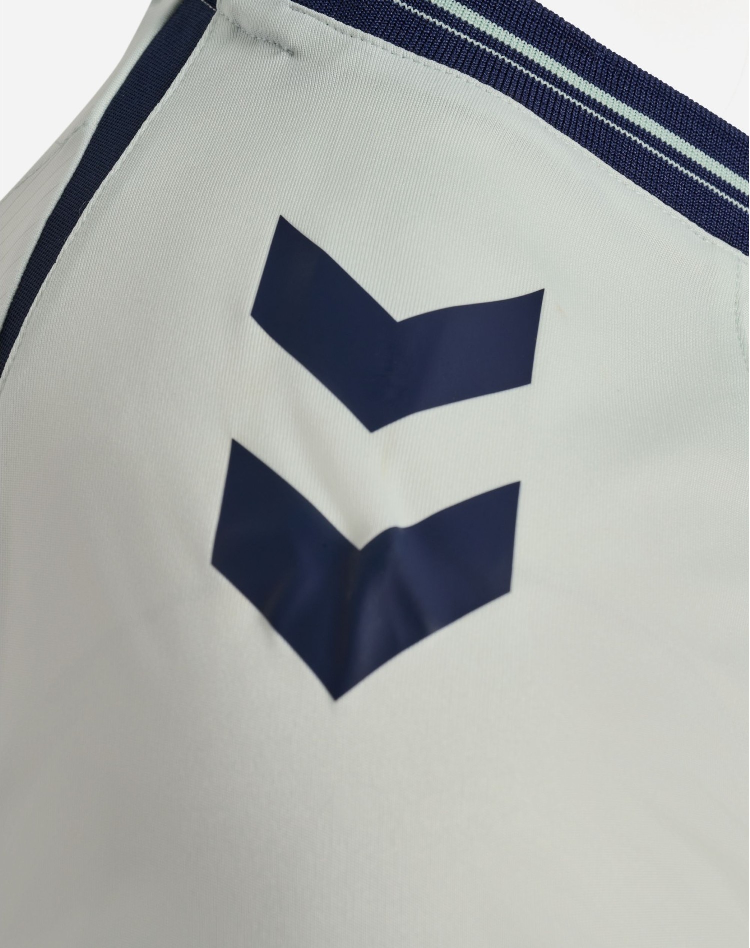 Maillot Enfant Extérieur HAC 26/27 - chevrons