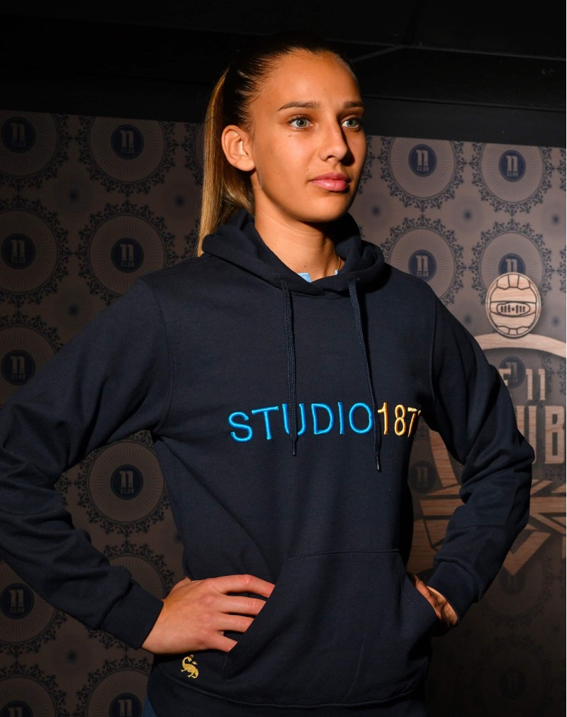 Sweat bleu marine Studio 1872 - situation